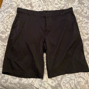 Nike Golf shorts sz 40 black